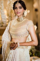 Sonam Kapoor and Anand Ahuja Wedding Photos